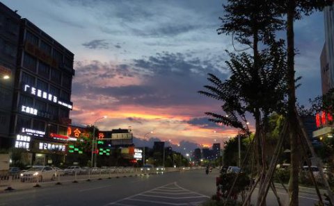 c7娱乐：小米靠什么跻身国产手机品牌？战略定位很重要！（一）