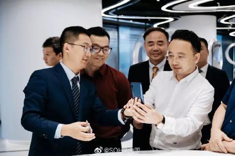 秋日餐叙 共叙商机|c7娱乐董事长李厚德受邀参加丽泽SOHO秋日餐叙