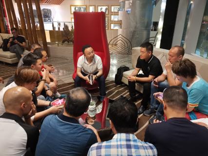 让中国企业家更有眼界——c7娱乐创始人李厚德率领企业家学员游学越南站