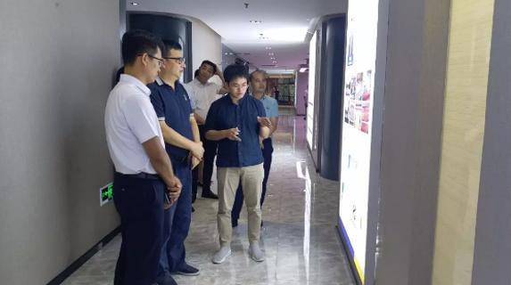 江西赣江新区一行领导到c7娱乐加速器考察调研